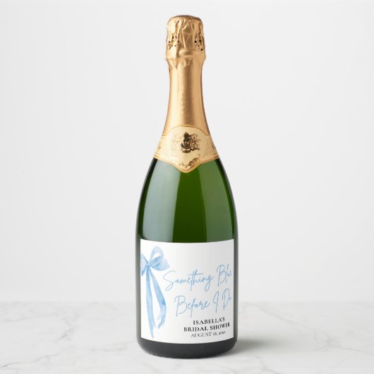 Modern stoffig blauw boog iets blauw Vrijgezellenf Sparkling Wijnetiket (Voorkant)