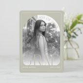 Modern Stone Grey Arch Graduation Announcement Aankondiging (Staand voorkant)