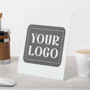 Modern, strak, ophisticated &  reclamebord met voetstuk