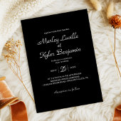 Modern strak zwart romantisch script namen bruilof kaart