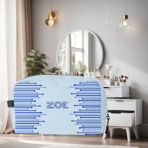 Modern streeppatroon op bleek blauw gepersonalisee toilettasje