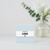 Modern Stripe Chevron Pattern "MADE with LOVE" Vierkante Visitekaartje (Staand voorkant)