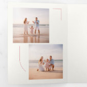 Modern Stylish Arch Family Photo Beach Christmas Drieluik Wenskaart (Binnenzijde eerst)