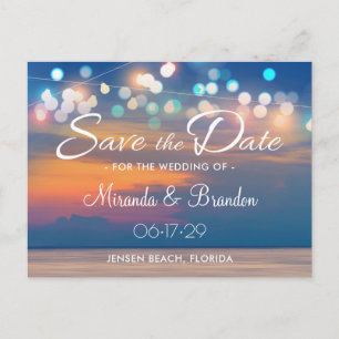 Modern Summer Sunset String Lights Beach Wedding Aankondigingskaart