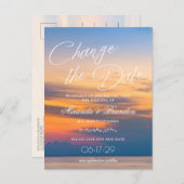 Modern Summer Sunset verander de date Beach Weddin Aankondigingskaart (Voorkant / Achterkant)