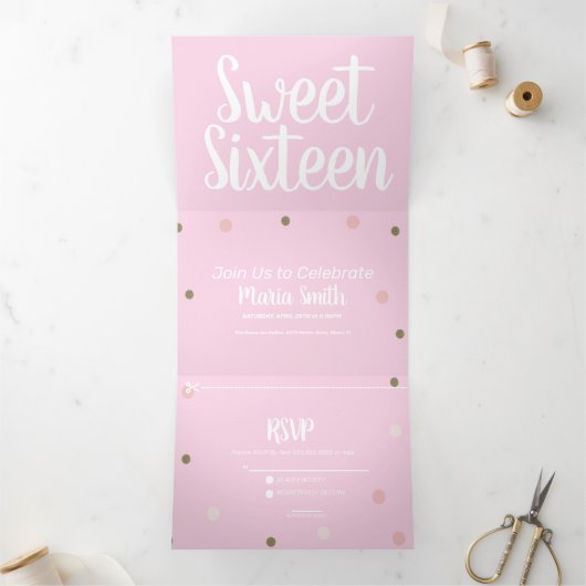 Modern Sweet 16 Gold Pink Stippen Drieluik Uitnodiging (Binnen)