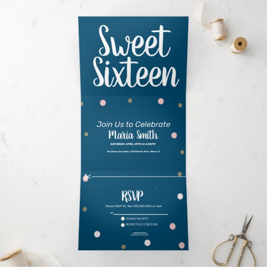 Modern Sweet 16 Gold Pink Stippen Drieluik Uitnodiging (Binnen)