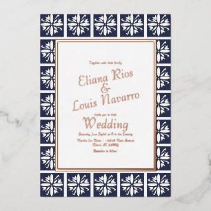 Modern Talavera Navy Blue Wedding geperst Folie Uitnodiging
