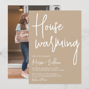 Modern Tan & White Housewarming Invitation Kaart