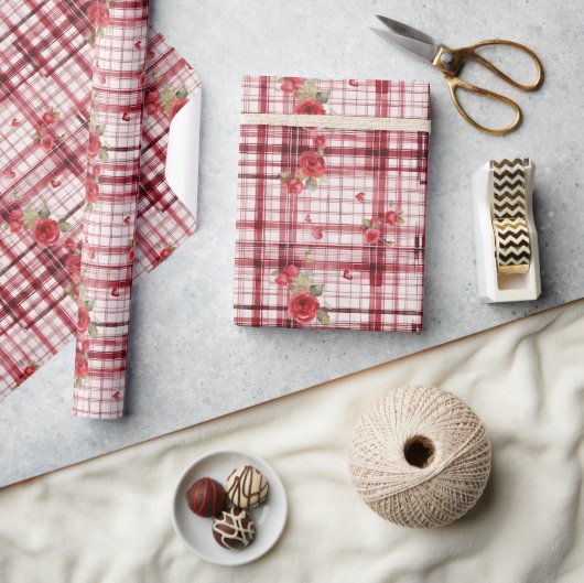 Modern Tartan Red Florel patroon Cadeaupapier (Crafts)
