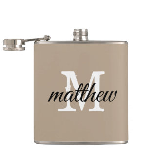 Modern Taupe & White Naam Monogram Gepersonaliseer Heupfles