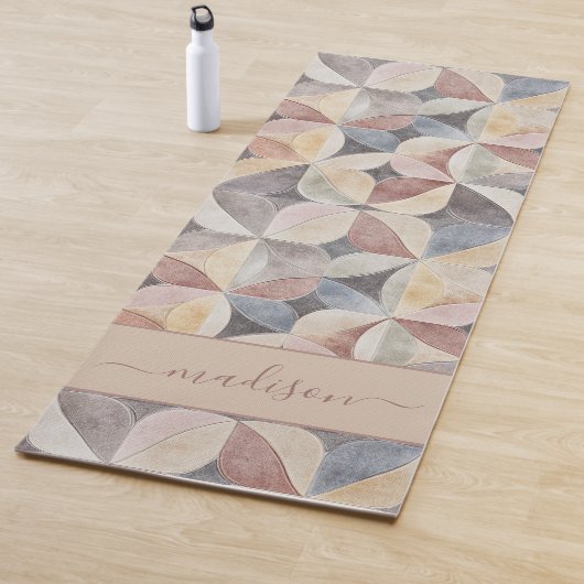 Modern Tegel Neutraal Abstract Monogram Yogamat (In situ)