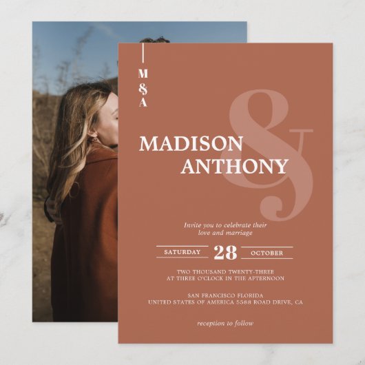 Modern Terracotta Ampersand Script Photo Wedding Kaart (Voorkant / Achterkant)