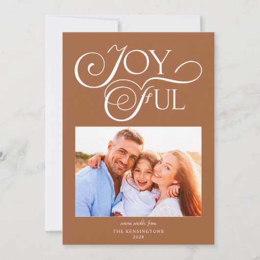 Modern Terracotta Kerstfeest Joyful Holiday Foto Feestdagenkaart (Voorkant)