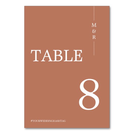 Modern Terracotta Monogram Weddenschap Tabelnummer Kaart (Achterkant)