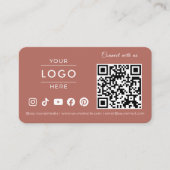 Modern Terracotta QR Code Social Media Logo Visitekaartje (Voorkant)