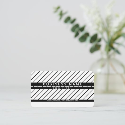 Modern Thin Striped Minimalistisch Wit & Zwart Visitekaartje (Staand voorkant)