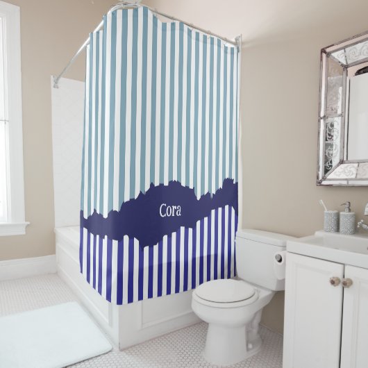 Modern Torn White Stripes Blue Layered Name Douchegordijn (In situ)