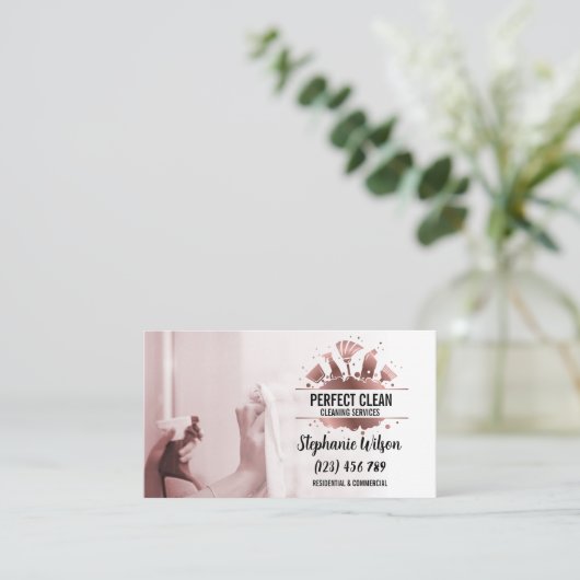 Modern Trendy House Cleaning Maid Janitorial Busin Visitekaartje (Staand voorkant)