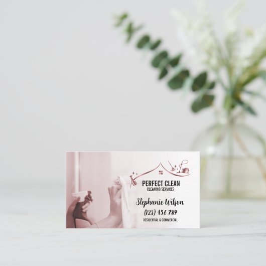 Modern Trendy House Cleaning Maid Janitorial Busin Visitekaartje (Staand voorkant)