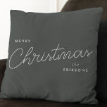 Modern Trendy Kerstmis | Forest Green Dark Dusky Kussen<br><div class="desc">Een trendy,  stijlvolle feestdag werpt kussen met moderne en handgeschreven script-typografie in wit op een dieprokerige groene grijze kleur. De naam kan eenvoudig worden aangepast voor een persoonlijke aanraking. Een eenvoudig,  minimalistisch en hedendaags kerstontwerp om dit vakantieseizoen te weerstaan!</div>