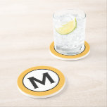 Modern Trendy Mustard Yellow Monogram Zandsteen Onderzetter<br><div class="desc">Het moderne monogram initiaal is voorzien van een trendy heldere mosterd-gele vormgeving met een zwart-wit monogram medallion in klassiek bloktypografie voor een coole,  unieke maar eenvoudige stijlvolle look.</div>