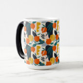 Modern Trendy Preppy Chic Apricot and Leaves Magische Mok (Voorkant links)