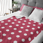 Modern Trendy Red Magenta Polka Dots Fleece Deken