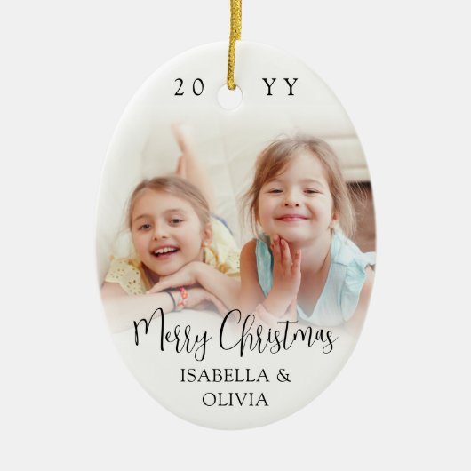 Modern Trendy Script Merry Christmas 2 Photos Oval Keramisch Ornament (Voorkant)