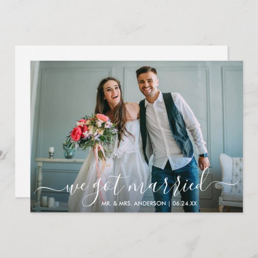 Modern Trendy Script We hebben een gehuwde fotokaa Bedankkaart (Voorkant / Achterkant)
