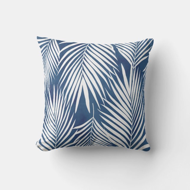 Modern Tropic Blauw Wit Palm Bladeren Outdoor Pill Buitenkussen (Voorkant)