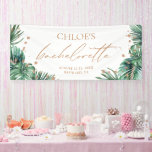 Modern Tropical & Diamond Bachelorette Party Spandoek<br><div class="desc">Dit stijlvolle ontwerp op maat heeft een prachtig handgeschreven scriptlettertype tegen een achtergrond van levendige tropische bladeren. Het voegt een vleugje verfijning en tropische charme toe aan de vrijgezellenviering. Personaliseer het gemakkelijk met de naam van de aanstaande bruid en andere details. Dit unieke ontwerp is het perfecte accessoire voor een...</div>