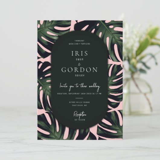 Modern Tropical Emerald Green Destination Wedding Kaart (Staand voorkant)