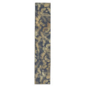 Modern Tropical Gold Foliage Blue Pattern Medium Tafelloper (Voorkant)