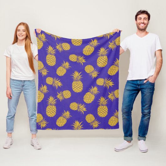 Modern Tropical Pineapple Watercolor Fleece Deken (In situ)