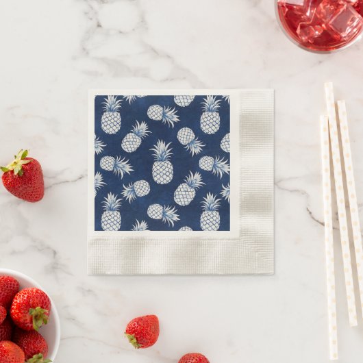 Modern Tropical Pineapple Watercolor Servet (Insitu)