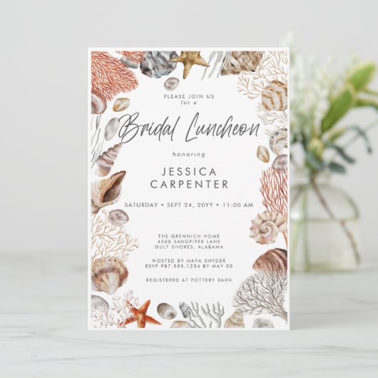 Modern Tropical Seashell Lijst Bruidslunch Kaart (Staand voorkant)