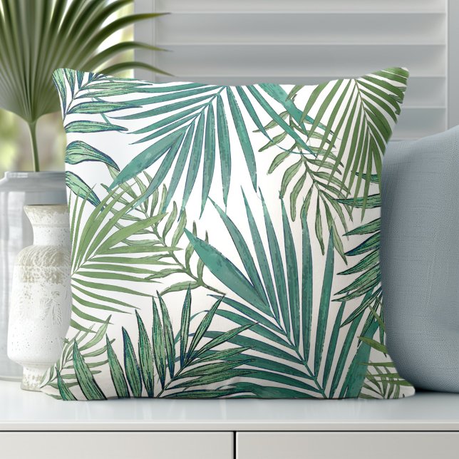 Modern tropisch palmblad Sierkussen (Discover our Elegant Coastal Throw Pillows from Totally Coast)