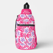 Modern Tropisch Roze Bloemen Gepersonaliseerde Naa Sling Bag (Voorkant)