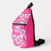 Modern Tropisch Roze Bloemen Gepersonaliseerde Naa Sling Bag (Rechterhoek)