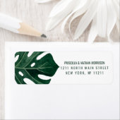 Modern Tropisch Zwitsers kaasdeeg met goudweddensc Etiket (Insitu)