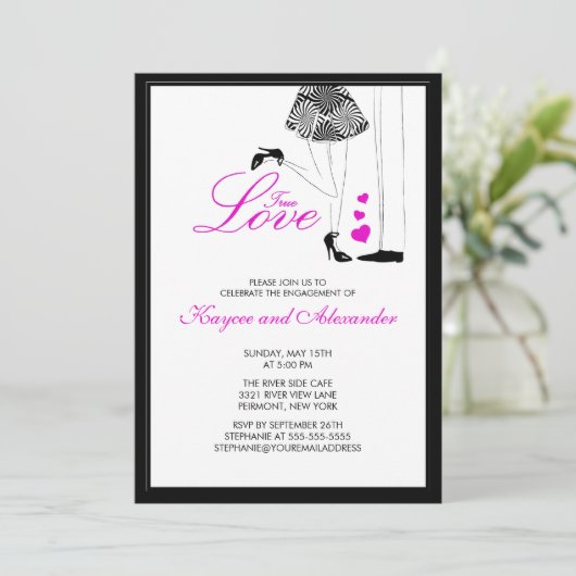 Modern True Love Couple Verloving Invitations Kaart (Staand voorkant)