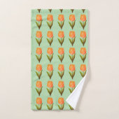 Modern tulp bloempatroon op lichtgroen bad handdoek (Handdoek)