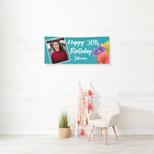 Modern Turquoise Floral Happy 30th Birthday Foto Spandoek (Insitu)