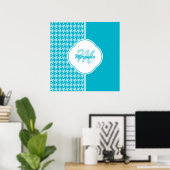 Modern Turquoise Houndstooth Monogram en naam Poster (Thuiskantoor)