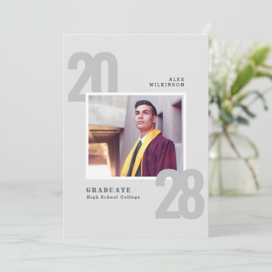 Modern Typografieminimalist 5 Foto Afstuderen Kaart (Staand voorkant)