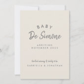 Modern Typography Beige Pregnancy Aankondiging (Voorkant)