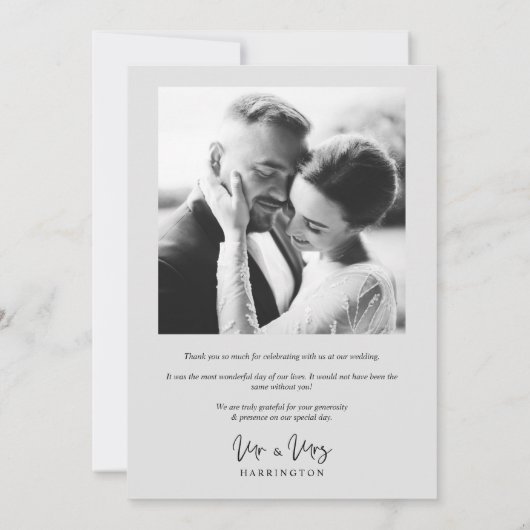 Modern Typography MR & MRS Floral Bouquet Photo  Bedankkaart (Achterkant)