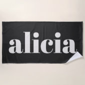 Modern Typography Personalized Name Black White Strandlaken (Voorkant)