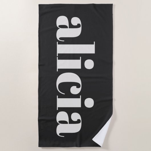 Modern Typography Personalized Name Black White Strandlaken (Voorkant)